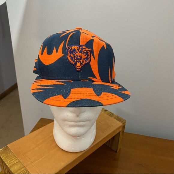 ZUBAZ VTG NFL CHICAGO BEARS STRIPED STRAPBACK MENS HAT AOP MADE IN USA - Picture 6 of 11